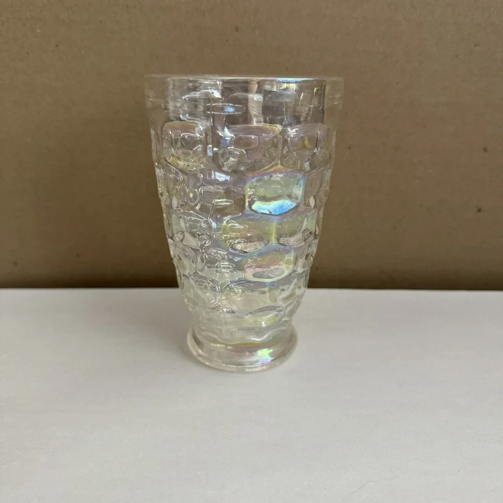 (1) Federal Yorktown Iridescent Thumbprint‎ Glass Tumblers 8oz MCM Vintage Clear